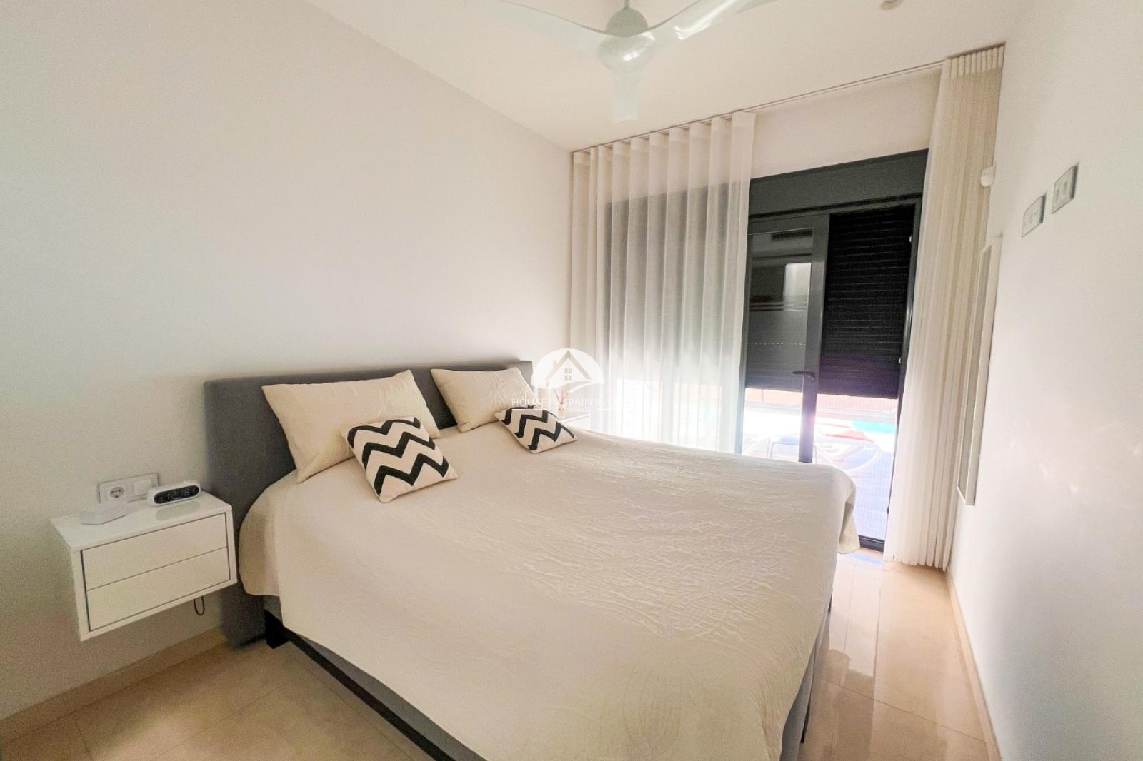 Villa for Sale in San Miguel de Salinas