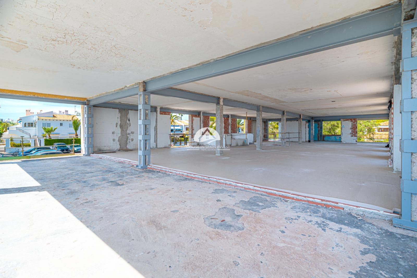 Villa en Venta en Orihuela