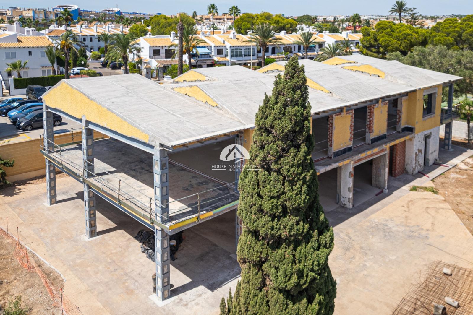 Villa en Venta en Orihuela