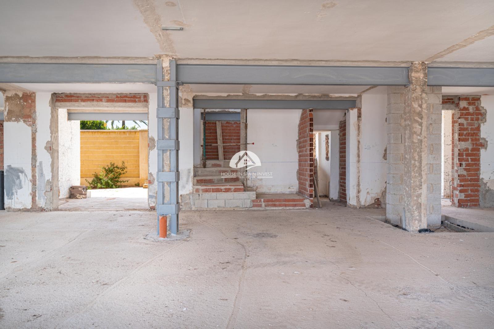Villa en Venta en Orihuela
