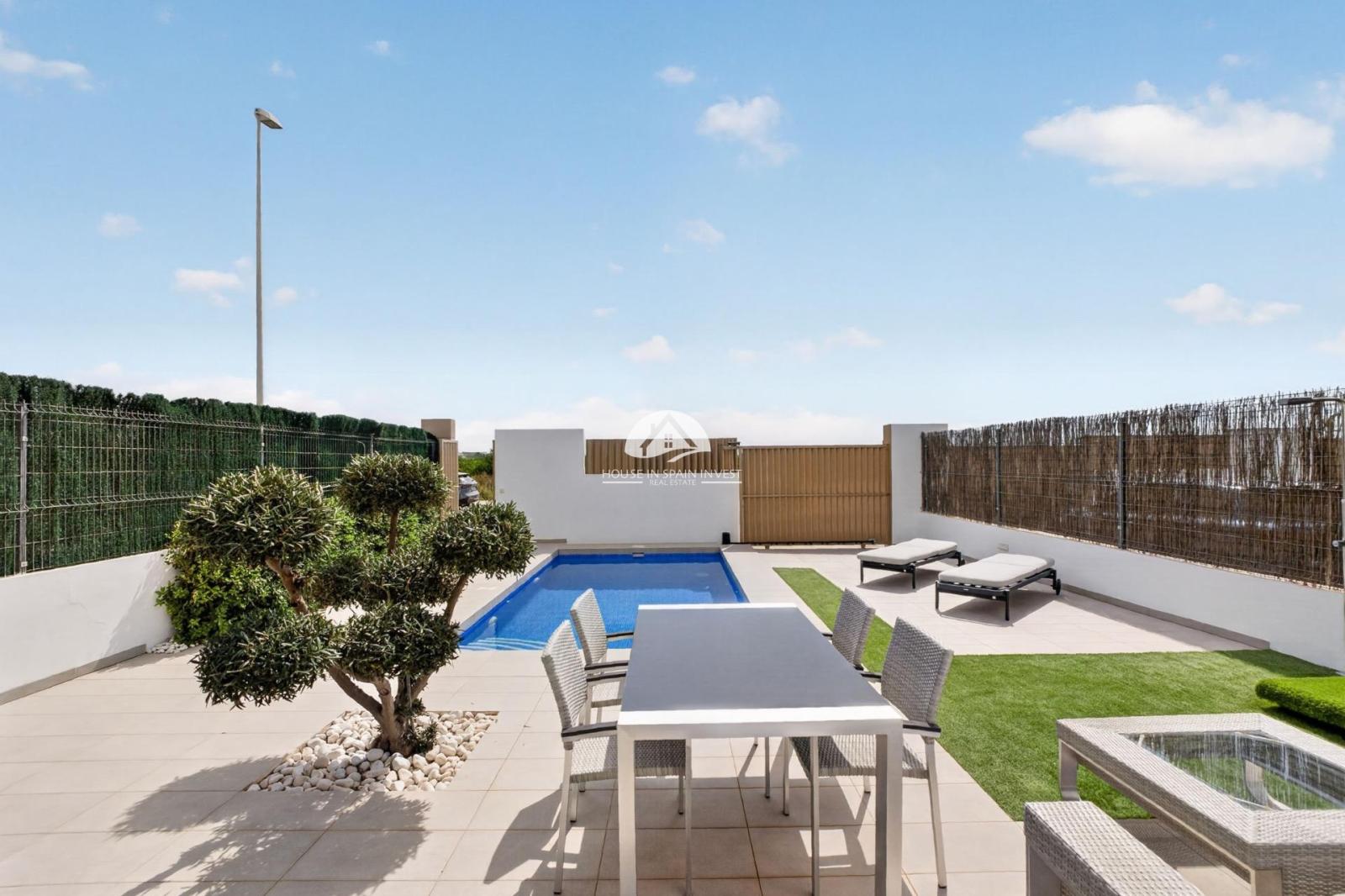Villa en Venta en Guardamar del Segura