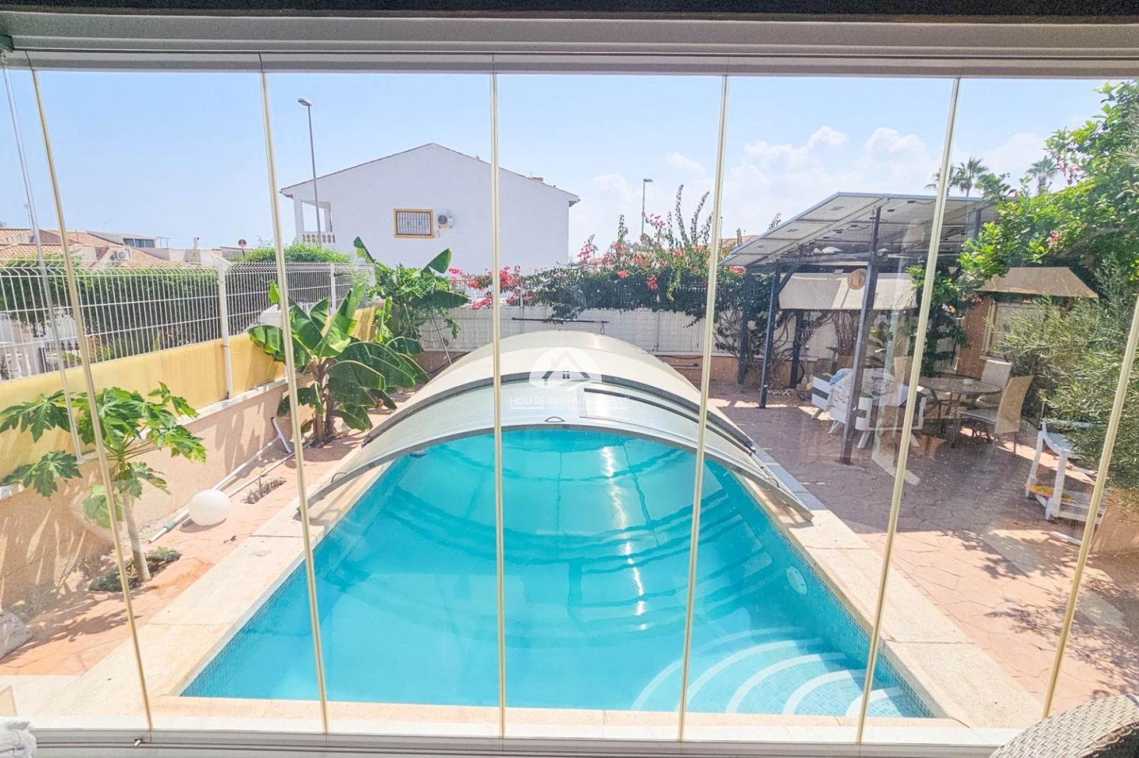 Villa en Venta en Orihuela