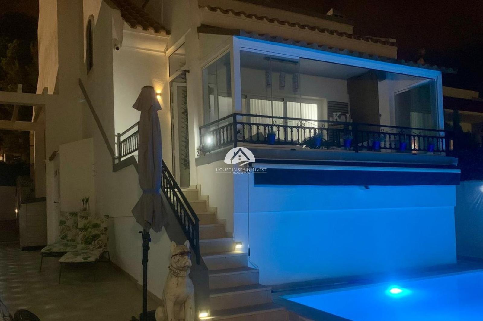 Villa en Venta en Orihuela
