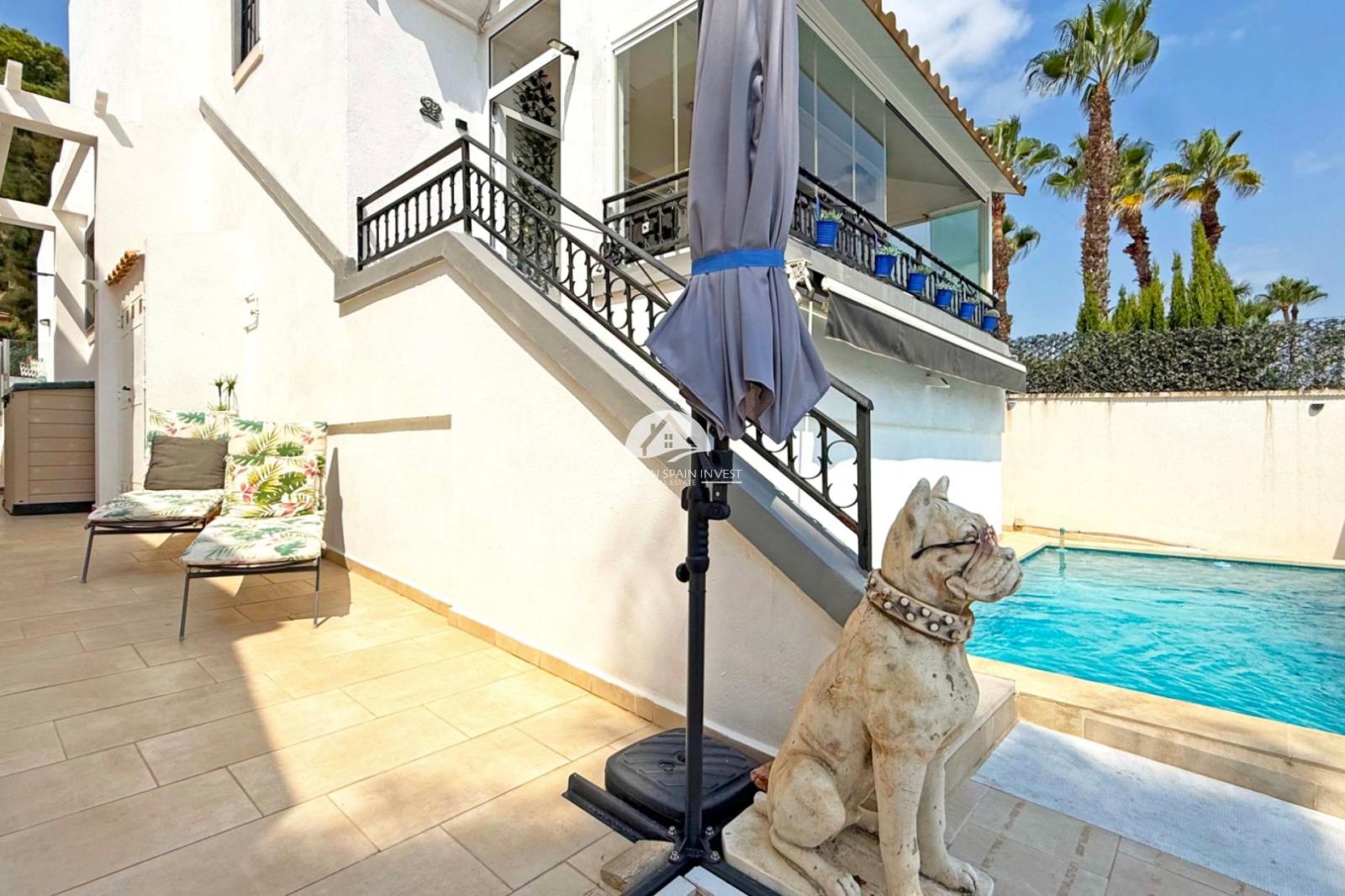 Villa en Venta en Orihuela