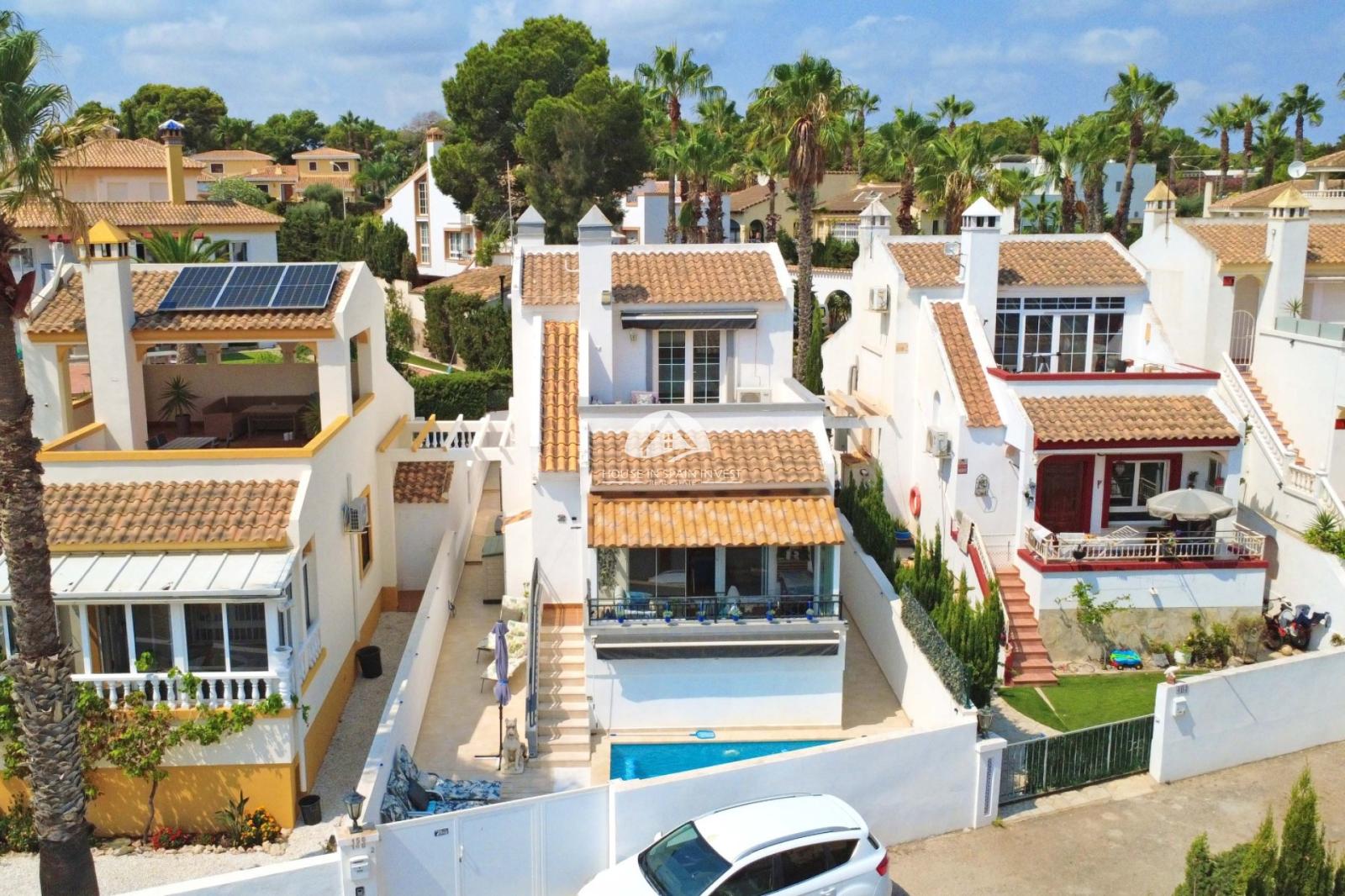 Villa en Venta en Orihuela
