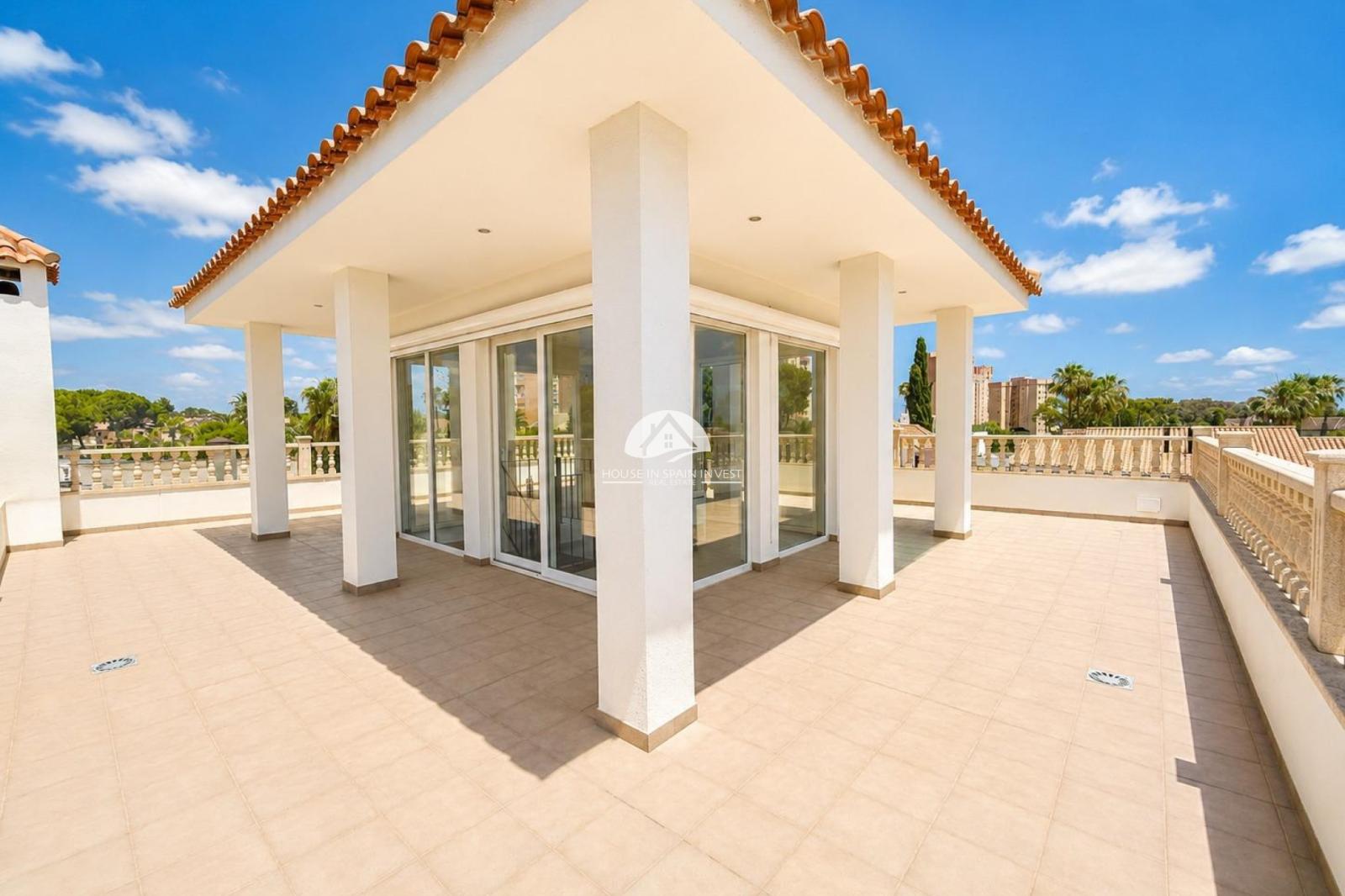 Villa en Venta en Orihuela