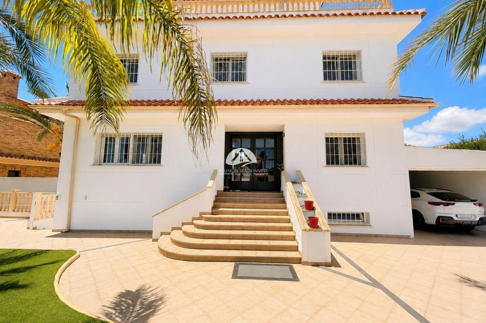 Villa en Venta en Orihuela