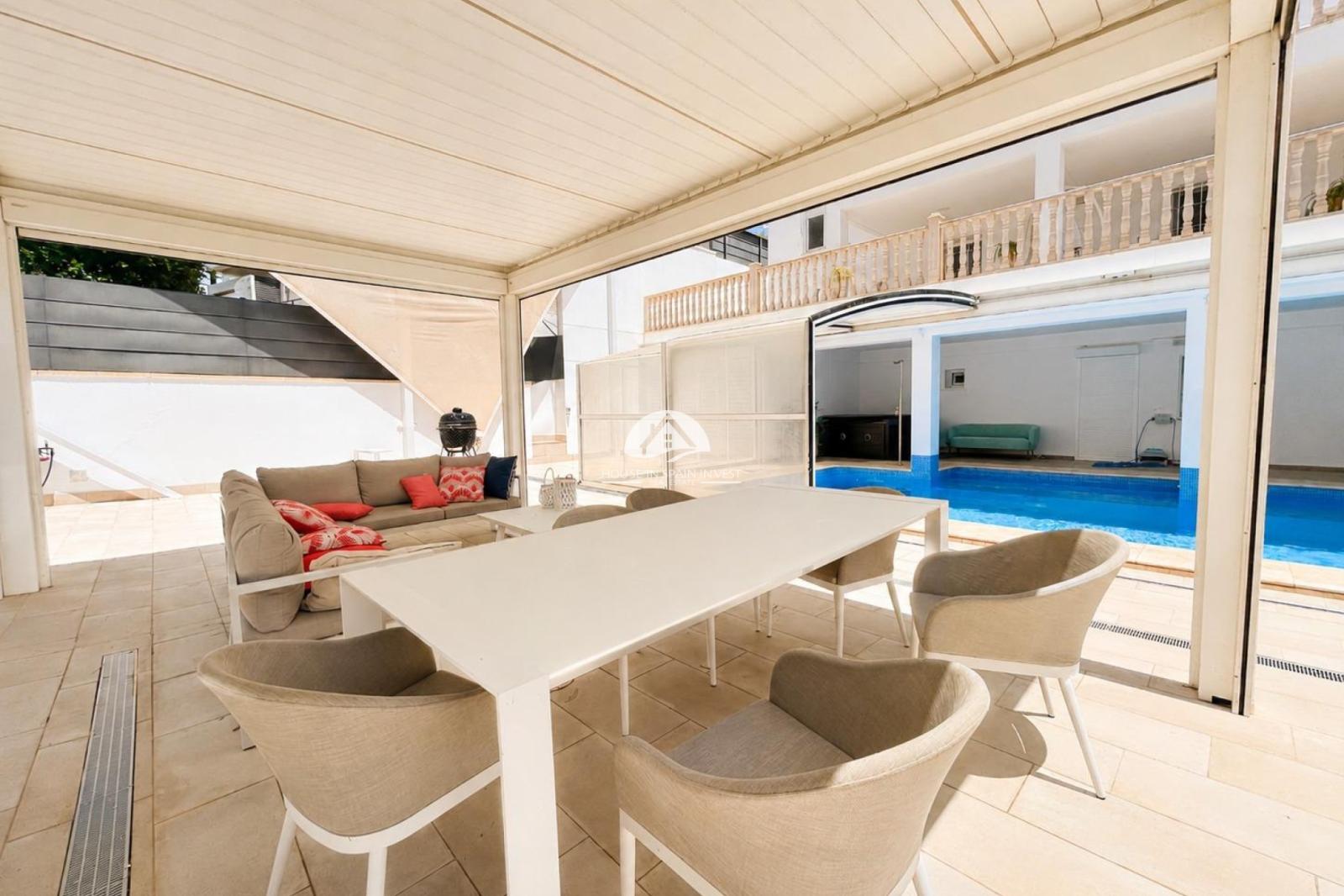 Villa en Venta en Orihuela