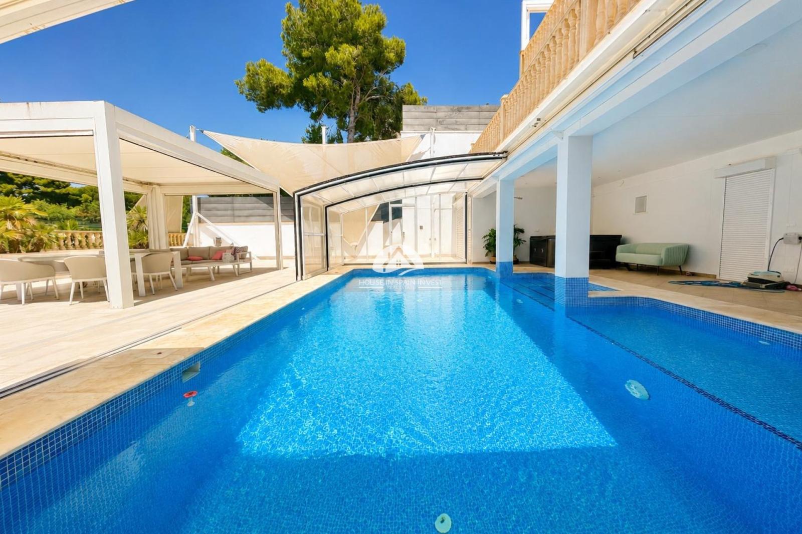 Villa en Venta en Orihuela