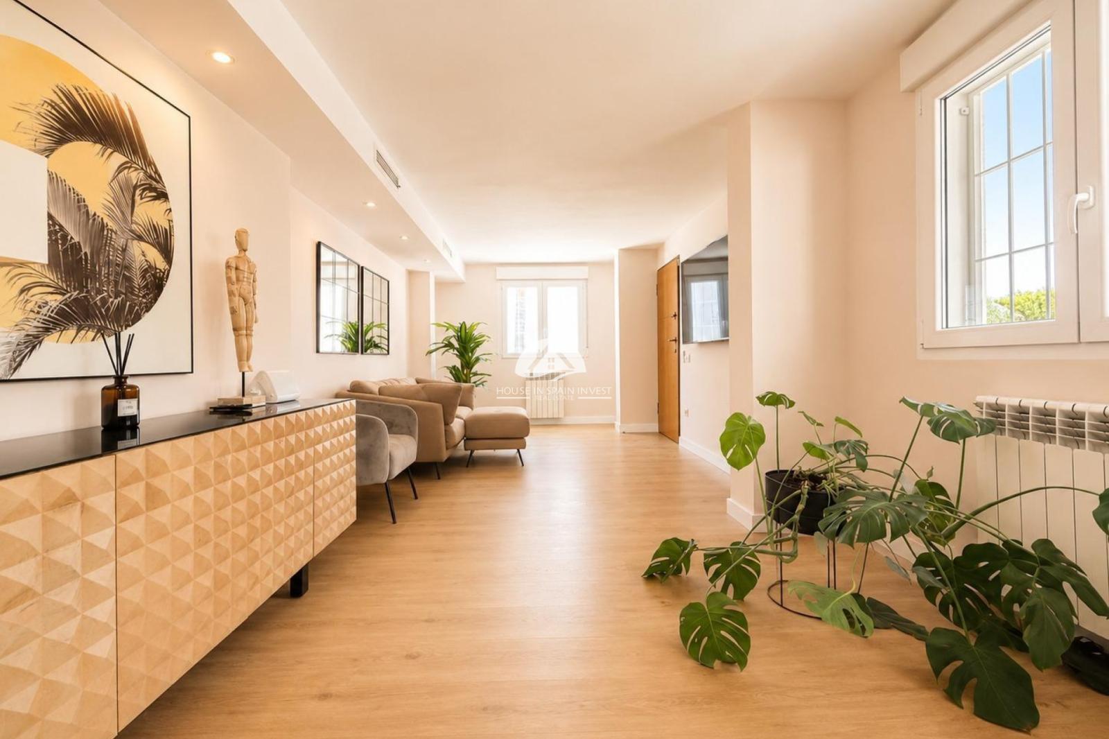 Villa en Venta en Orihuela