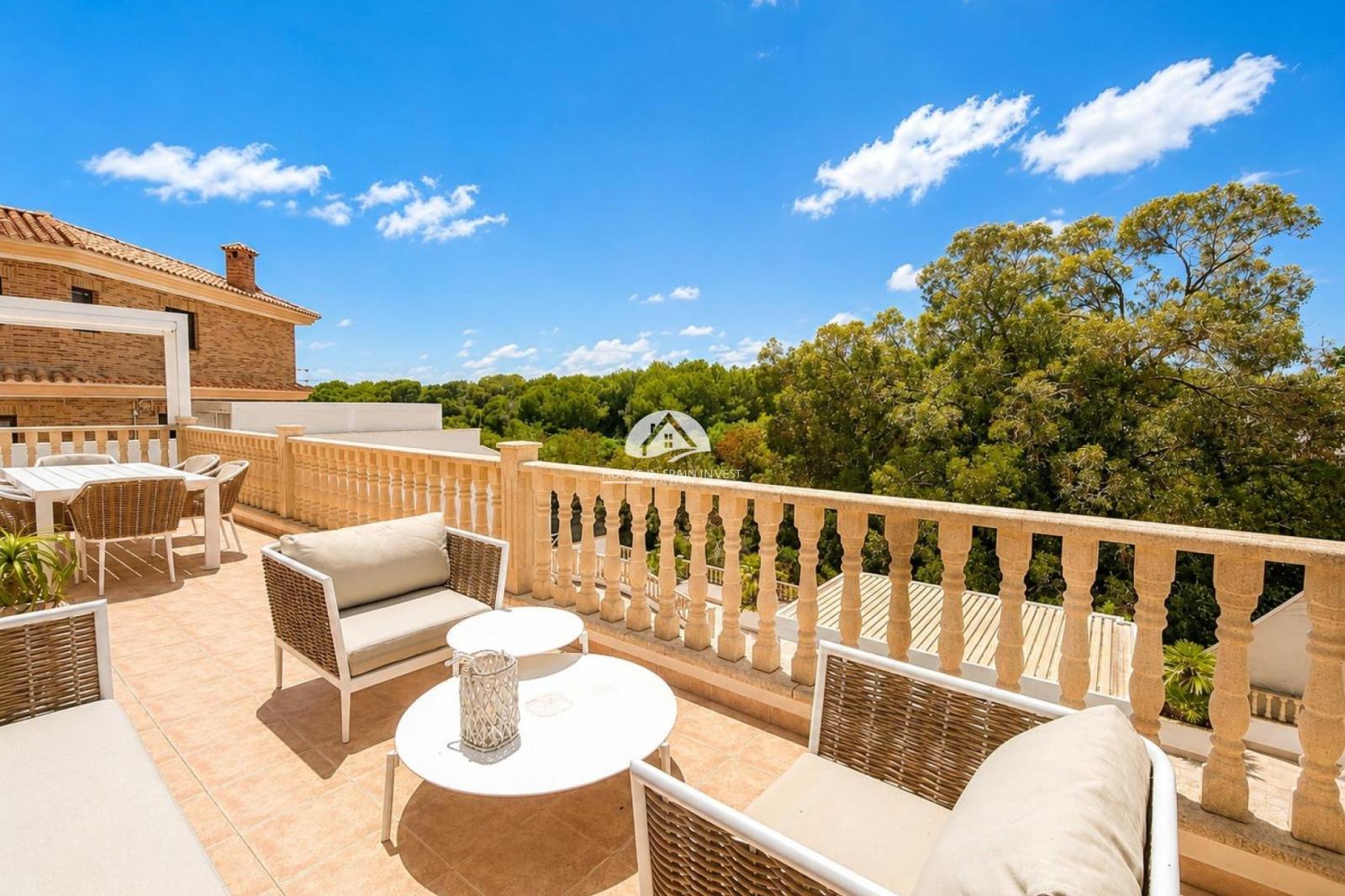 Villa en Venta en Orihuela