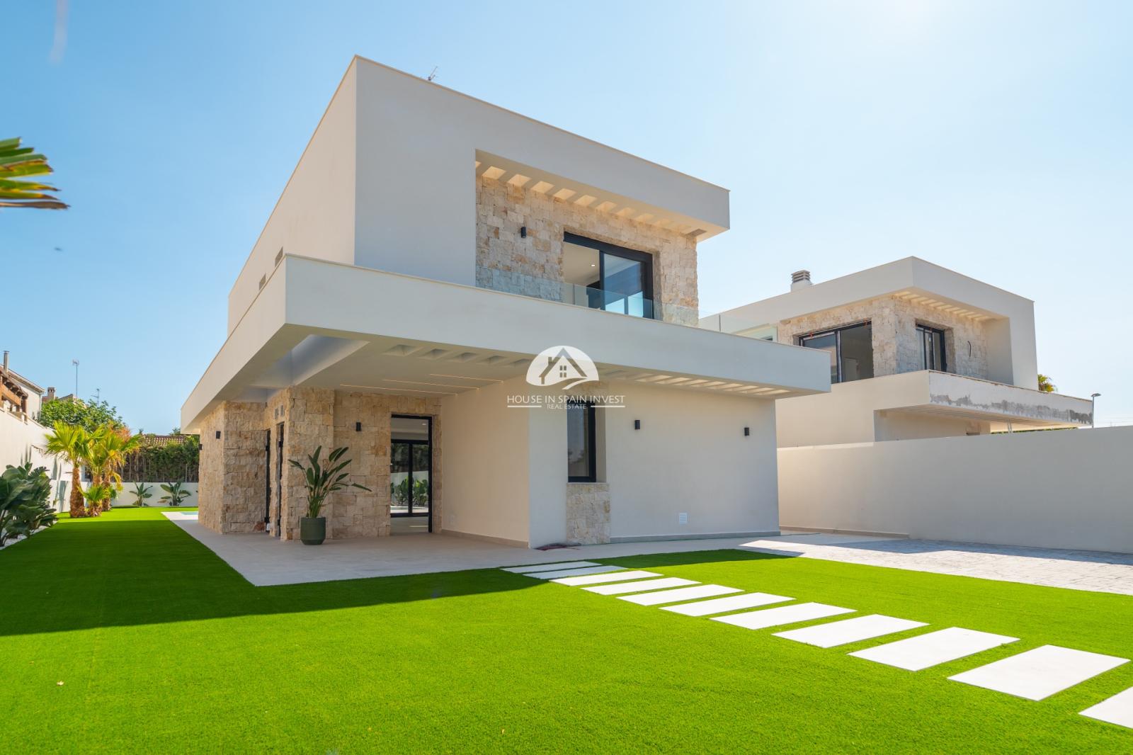 Villa for Sale in Torrevieja