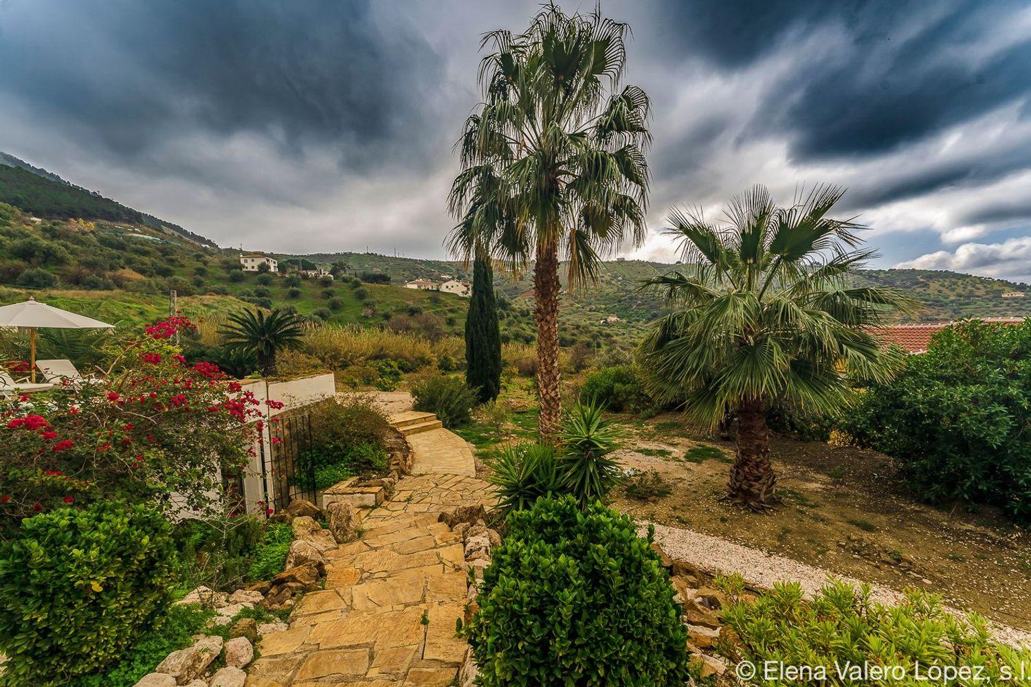 House for Sale in Alcaucín