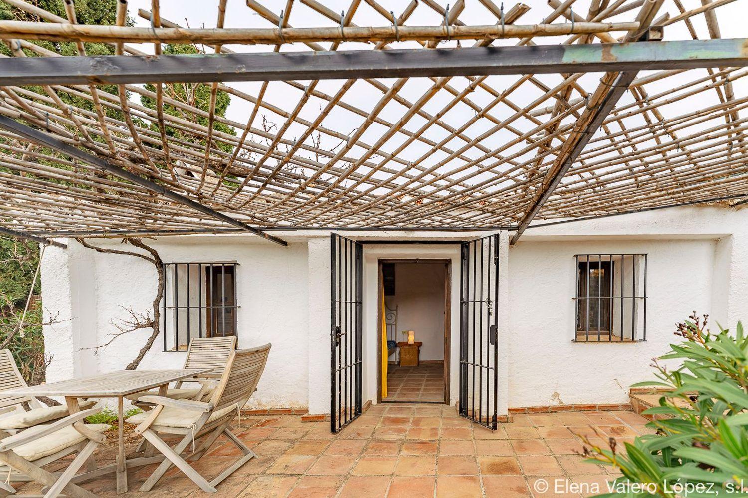 House for Sale in Alcaucín