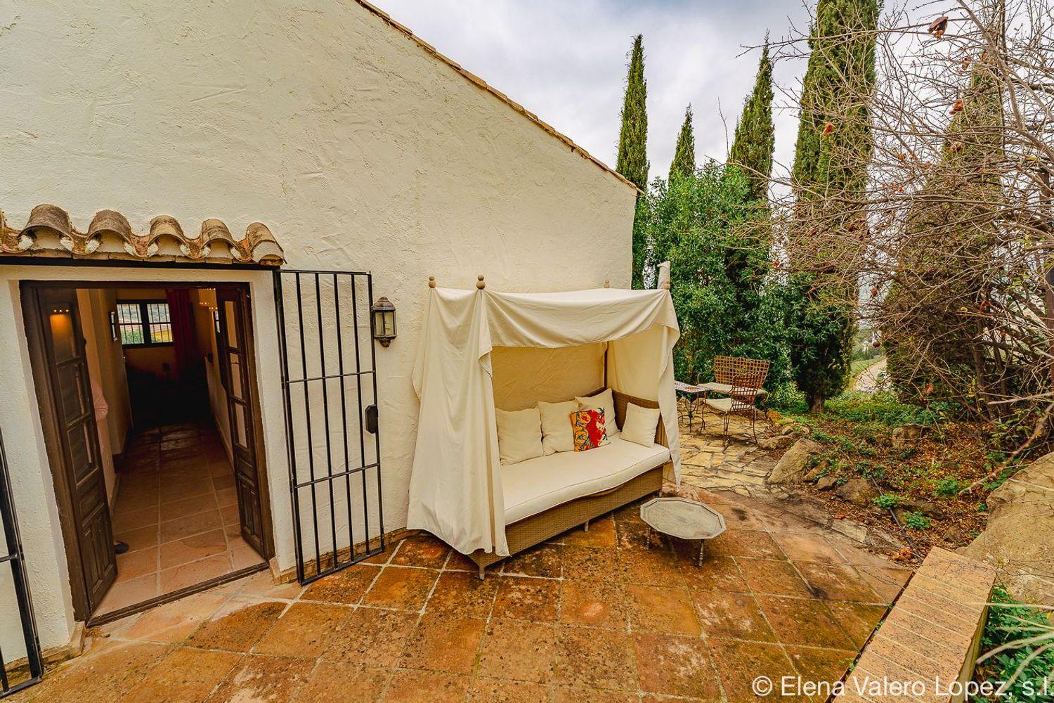 House for Sale in Alcaucín