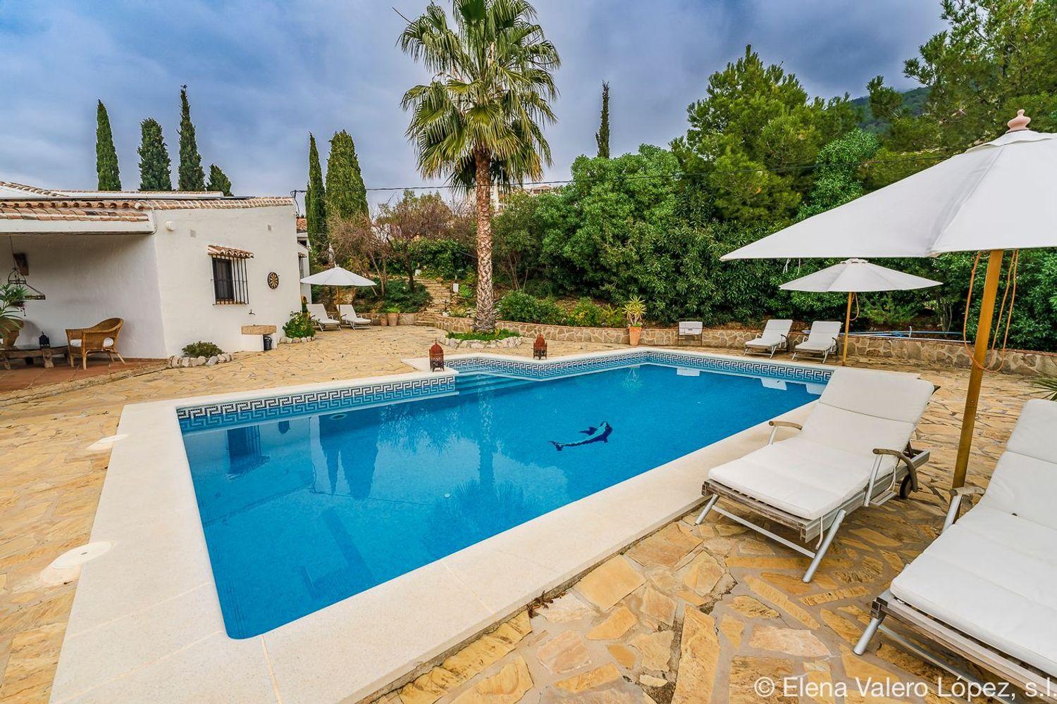 House for Sale in Alcaucín