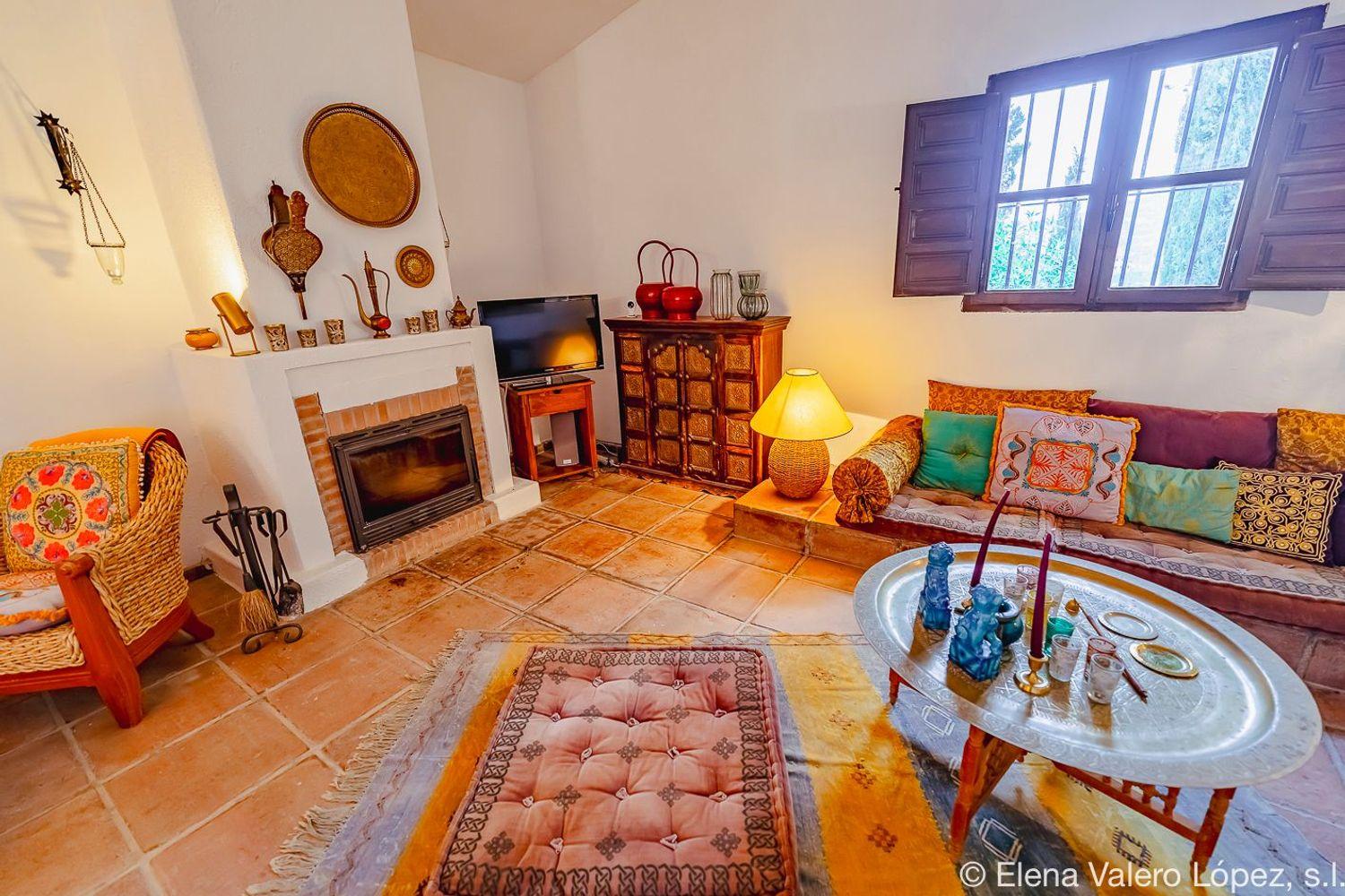 House for Sale in Alcaucín
