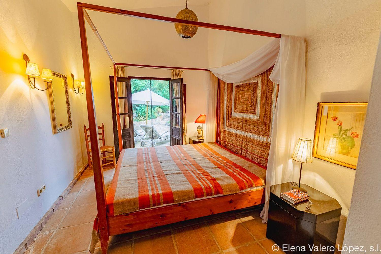 House for Sale in Alcaucín