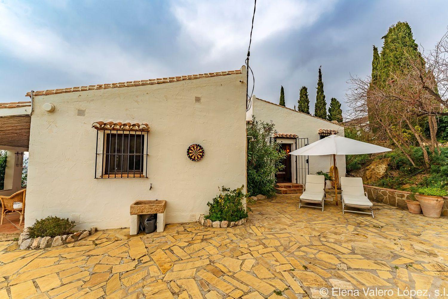 House for Sale in Alcaucín