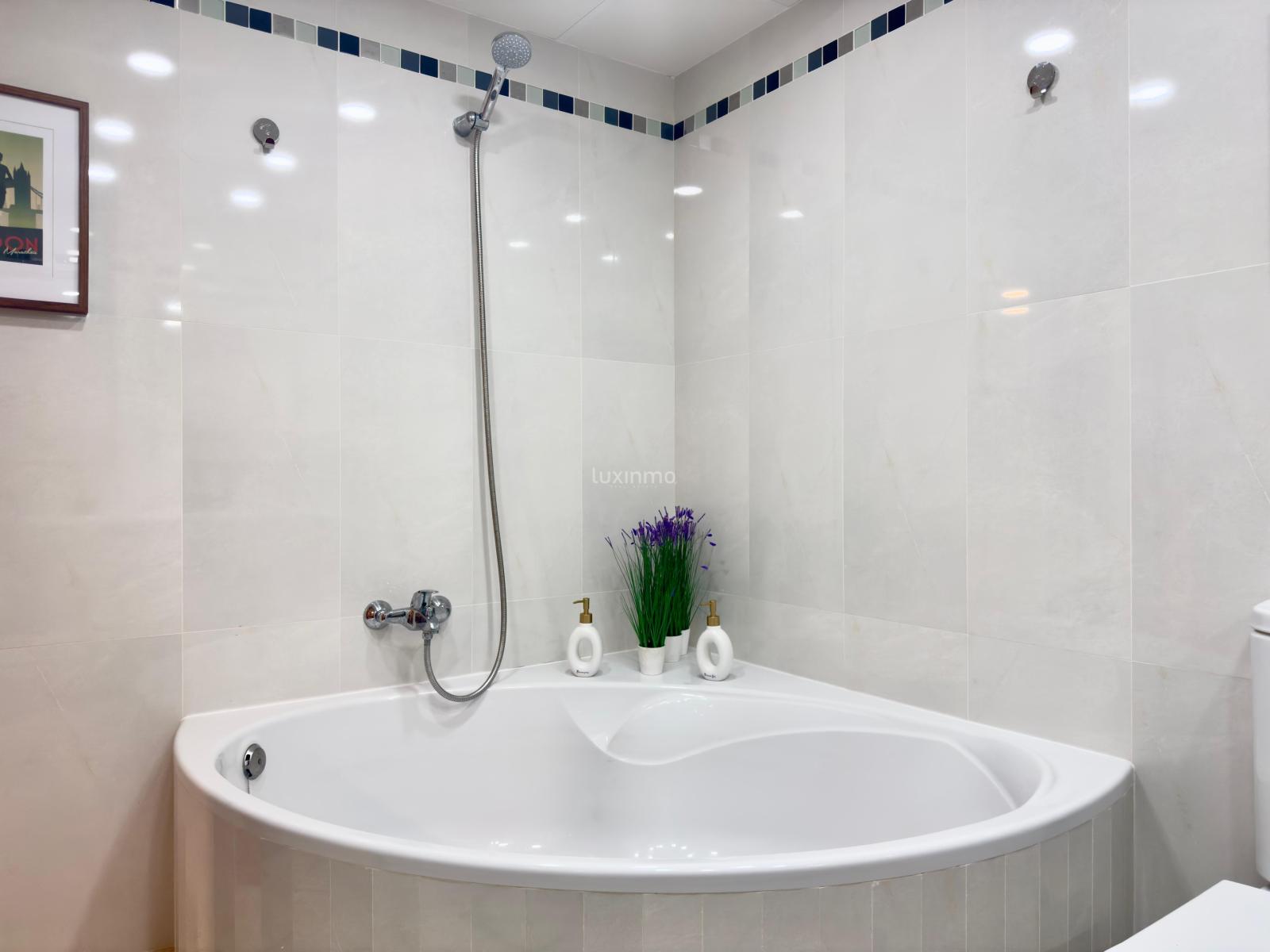 Flat for Rent in Altea