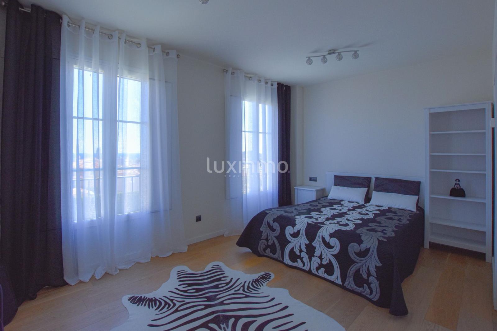 Chalet for Sale in Finestrat