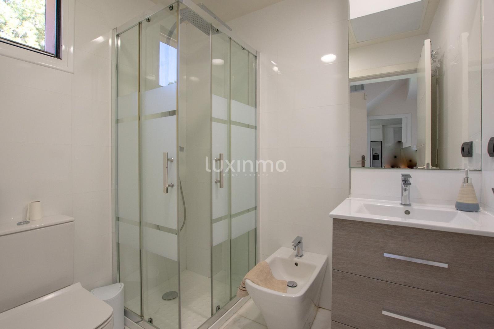 Chalet for Sale in Finestrat