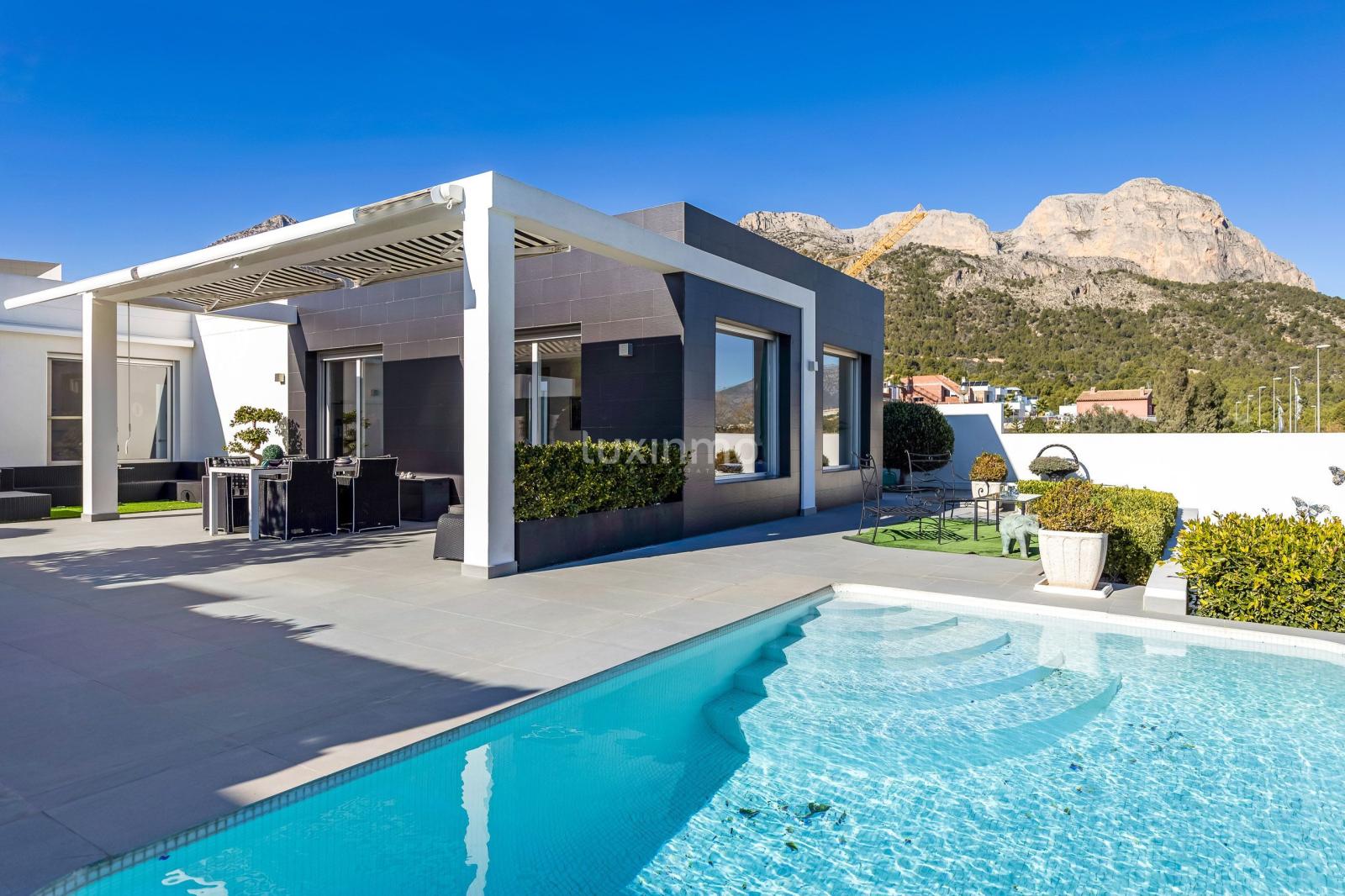 Casa en Venta en Polop