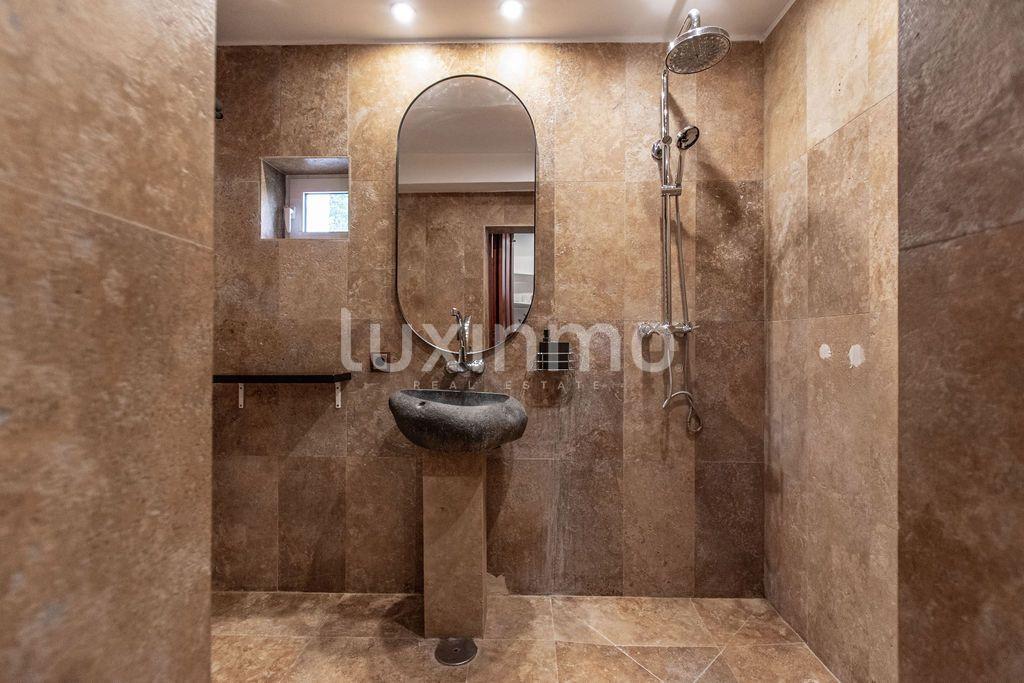 Chalet for Sale in Altea