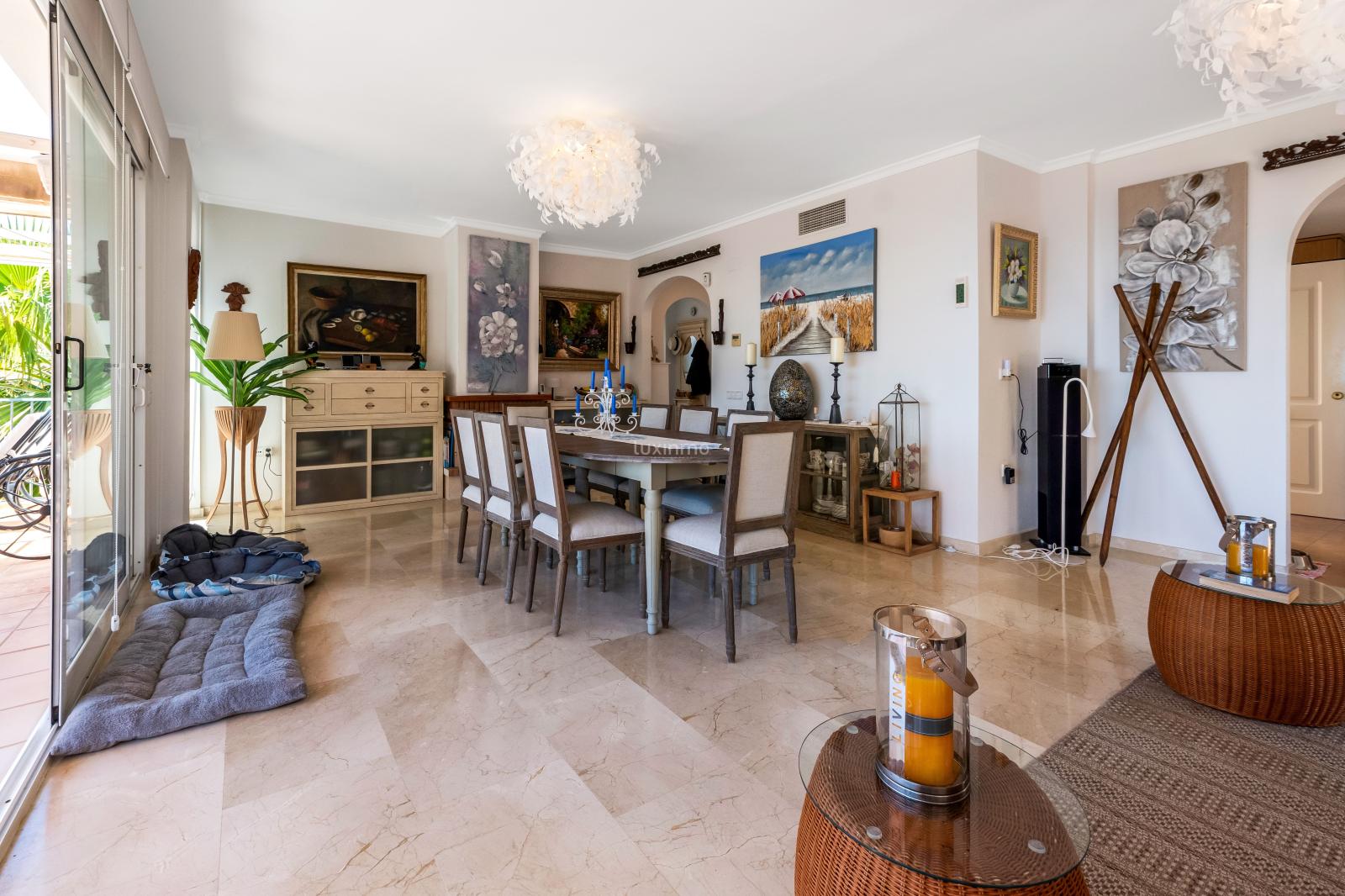 Chalet for Sale in Altea