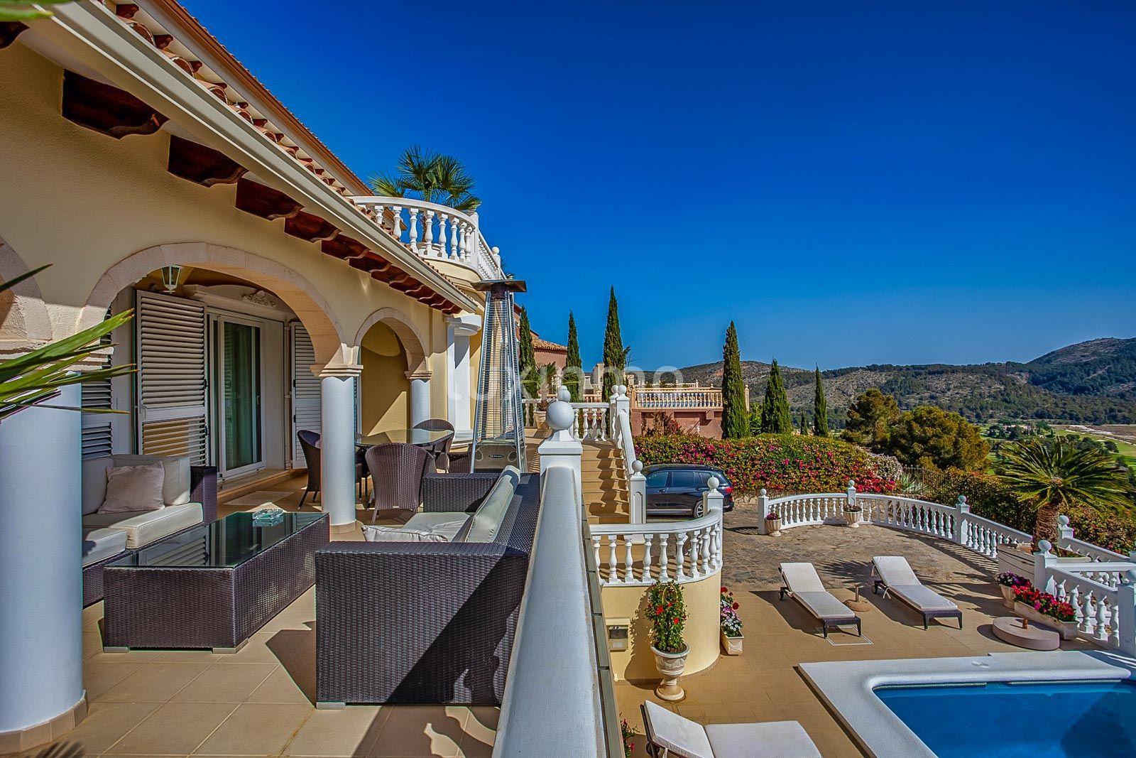 Chalet en Venta en Dénia