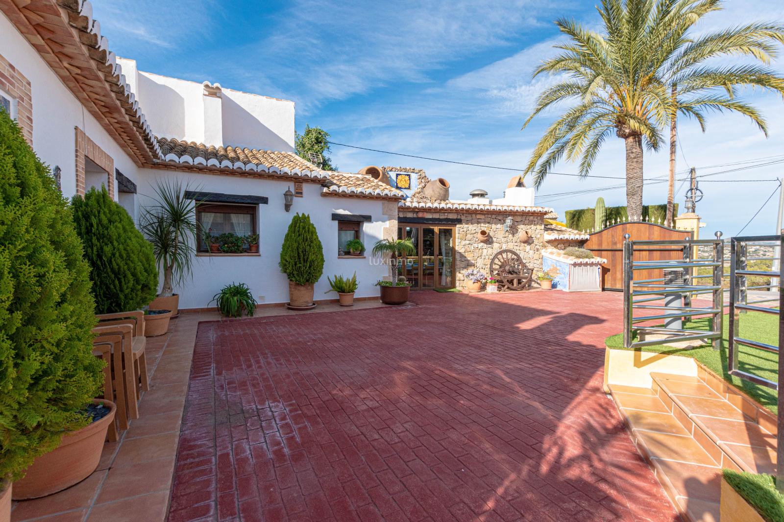 Chalet for Rent in Benissa