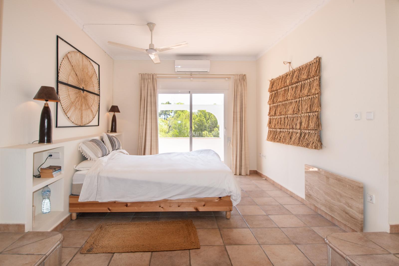Chalet for Sale in Altea