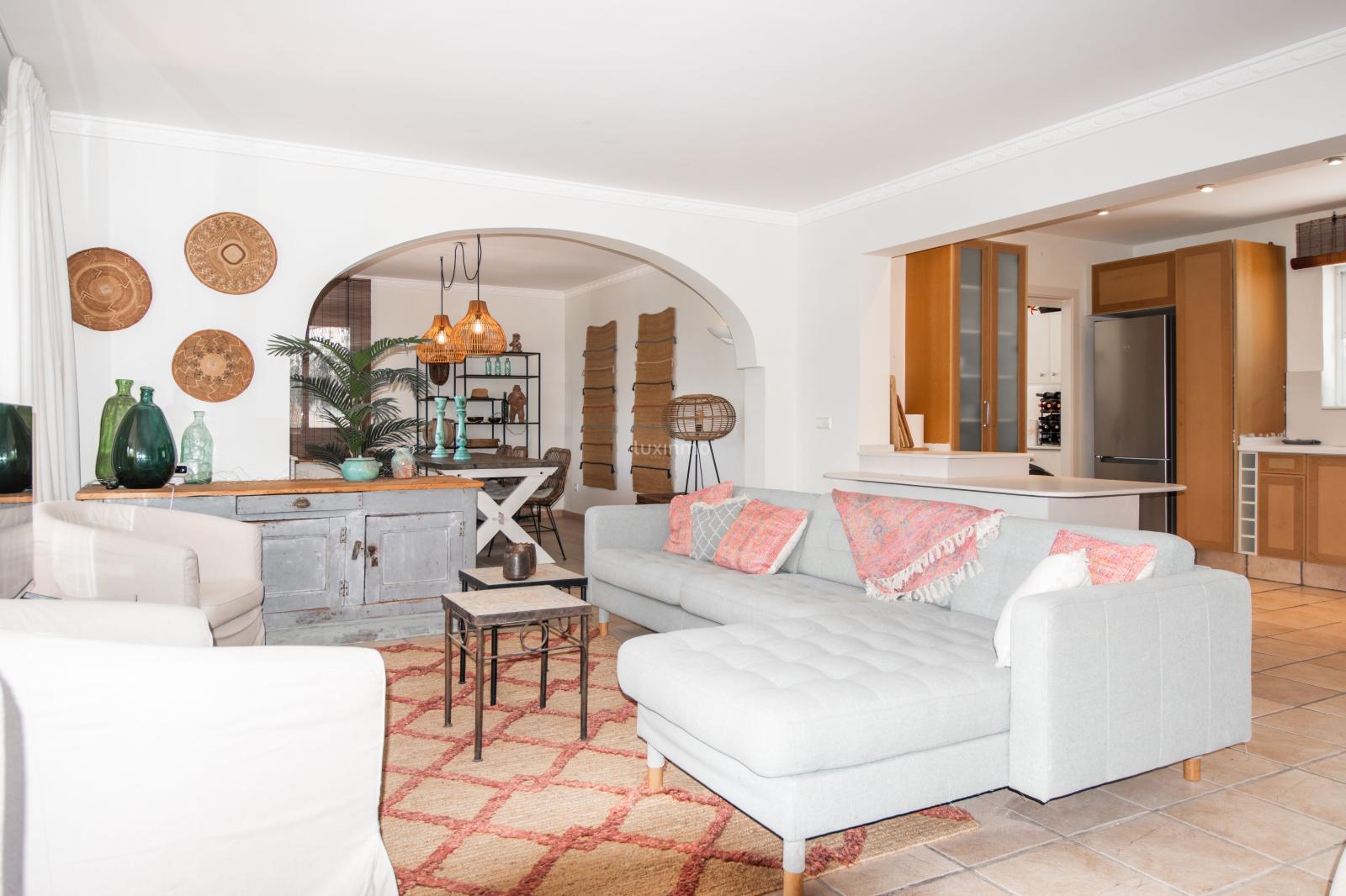 Chalet for Sale in Altea