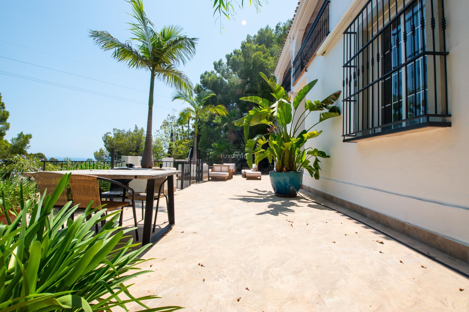 Chalet for Sale in Altea