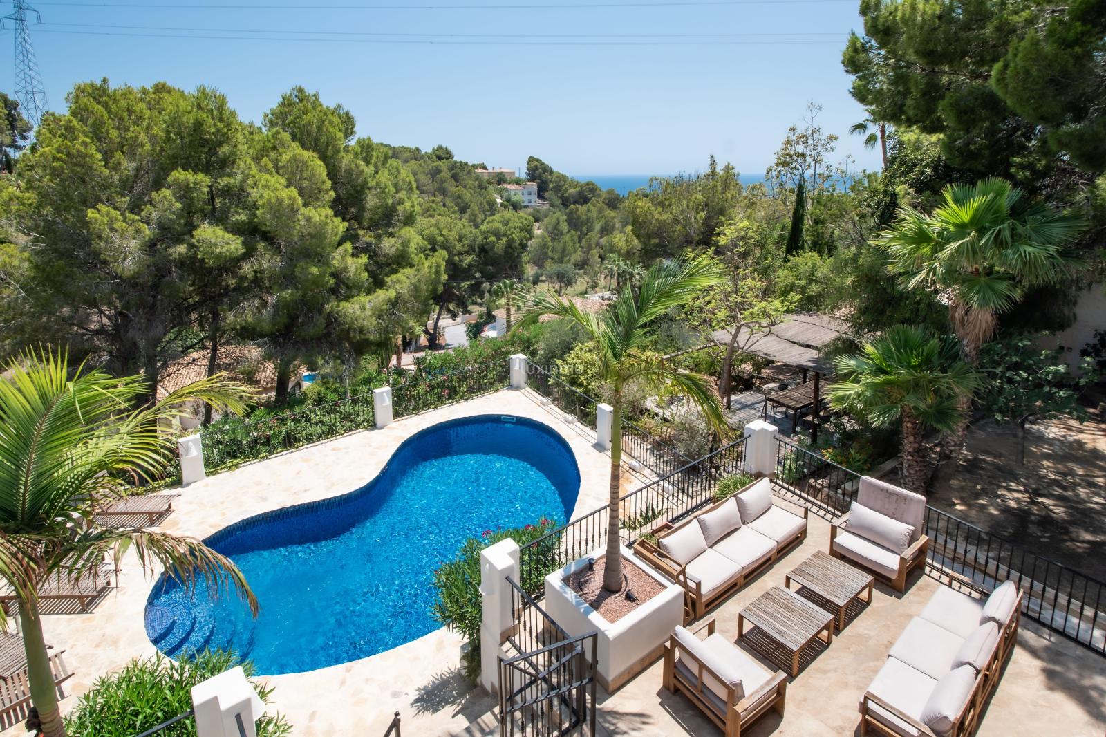 Chalet for Sale in Altea