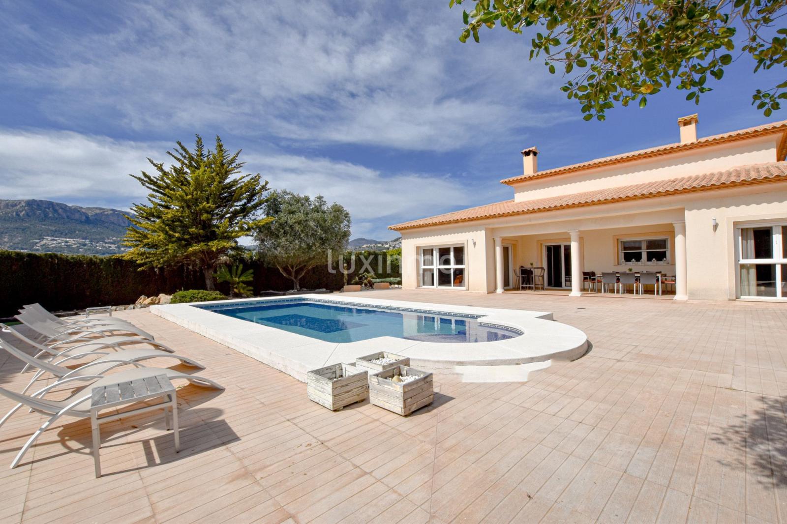 Chalet en Alquiler en Calpe
