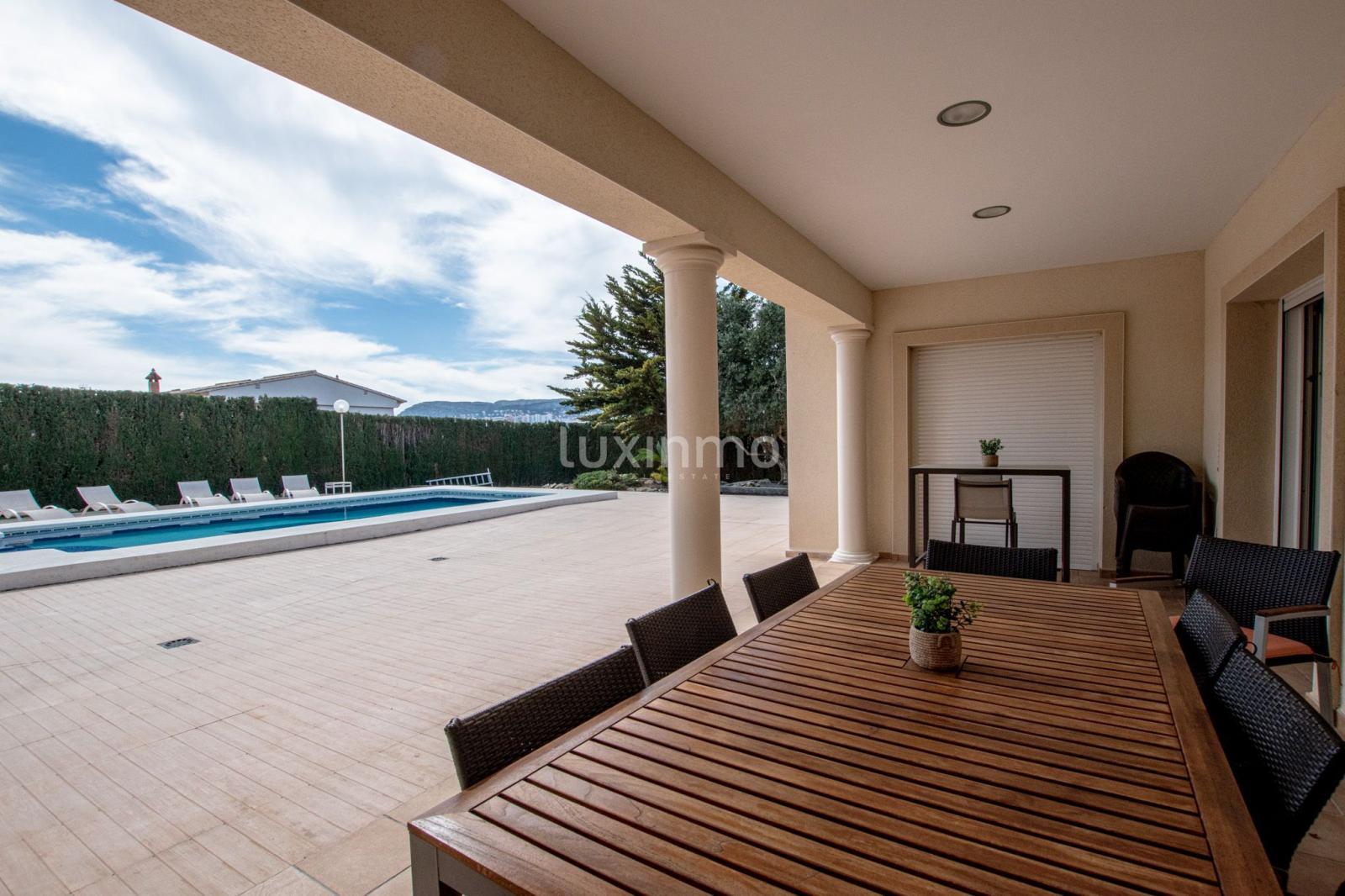 Chalet en Alquiler en Calpe