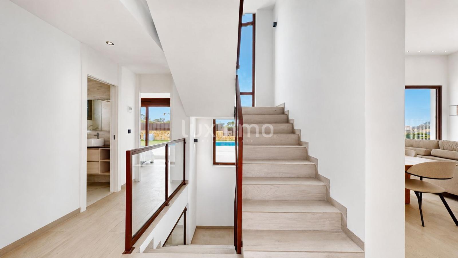 Chalet for Sale in Finestrat