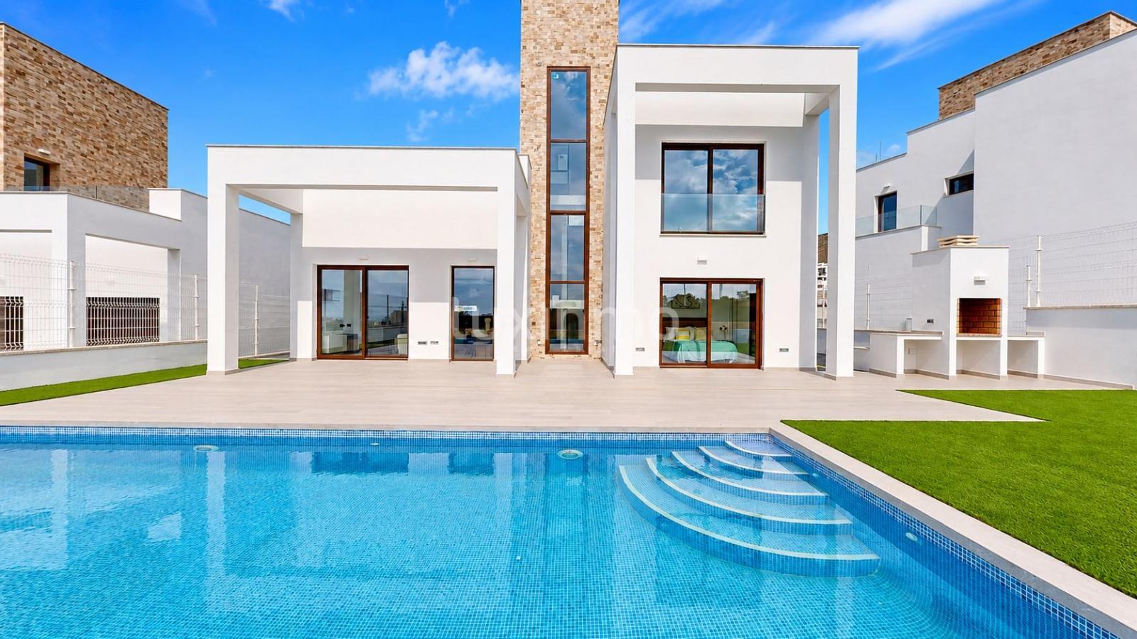 Chalet for Sale in Finestrat