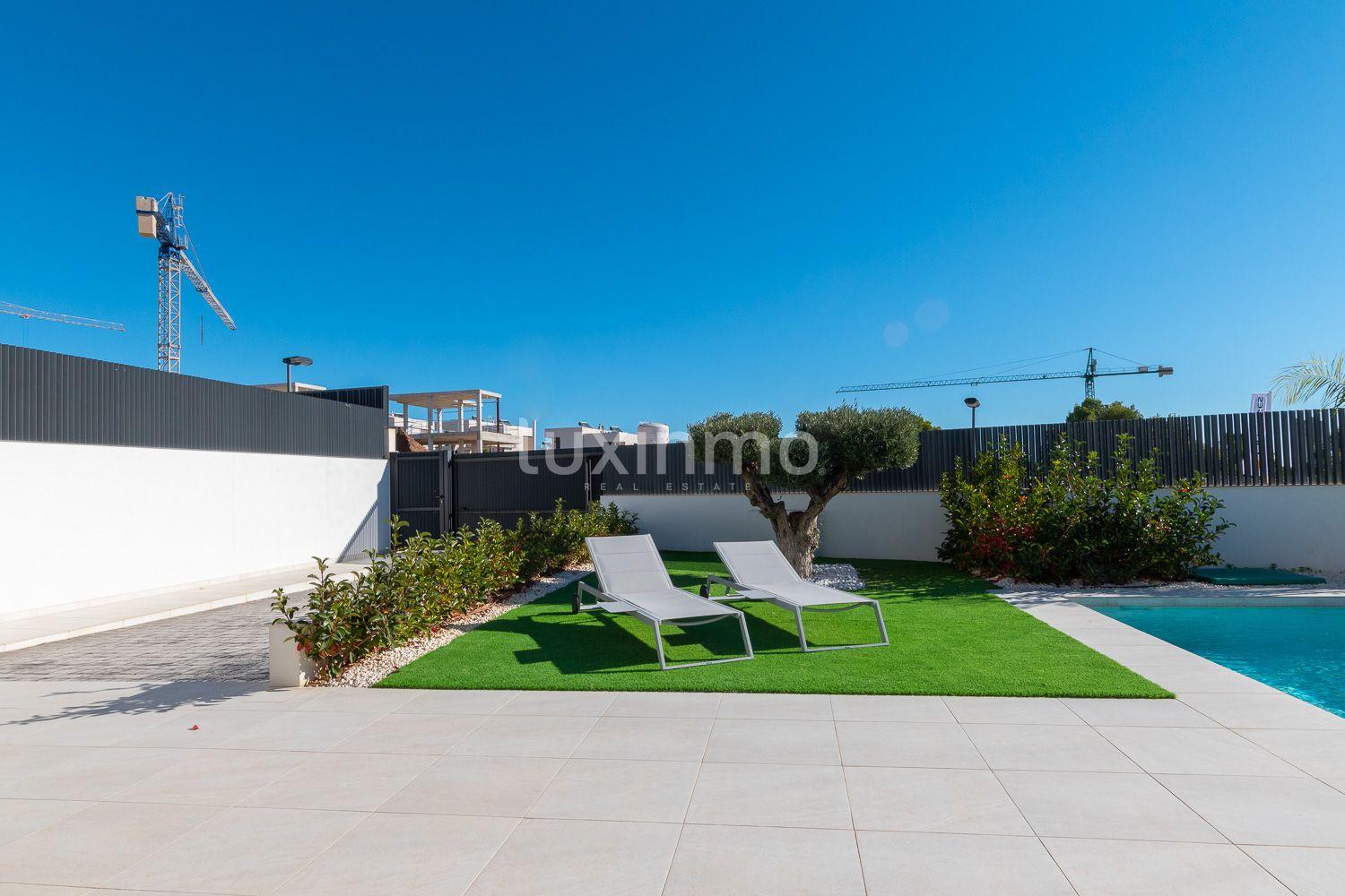 Chalet for Sale in Finestrat