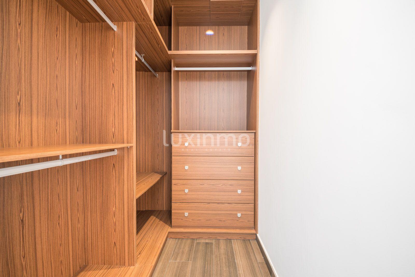 Chalet for Sale in Finestrat