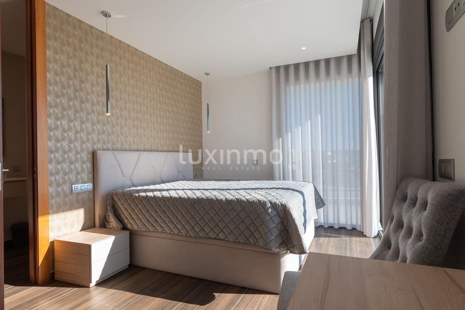 Chalet for Sale in Finestrat