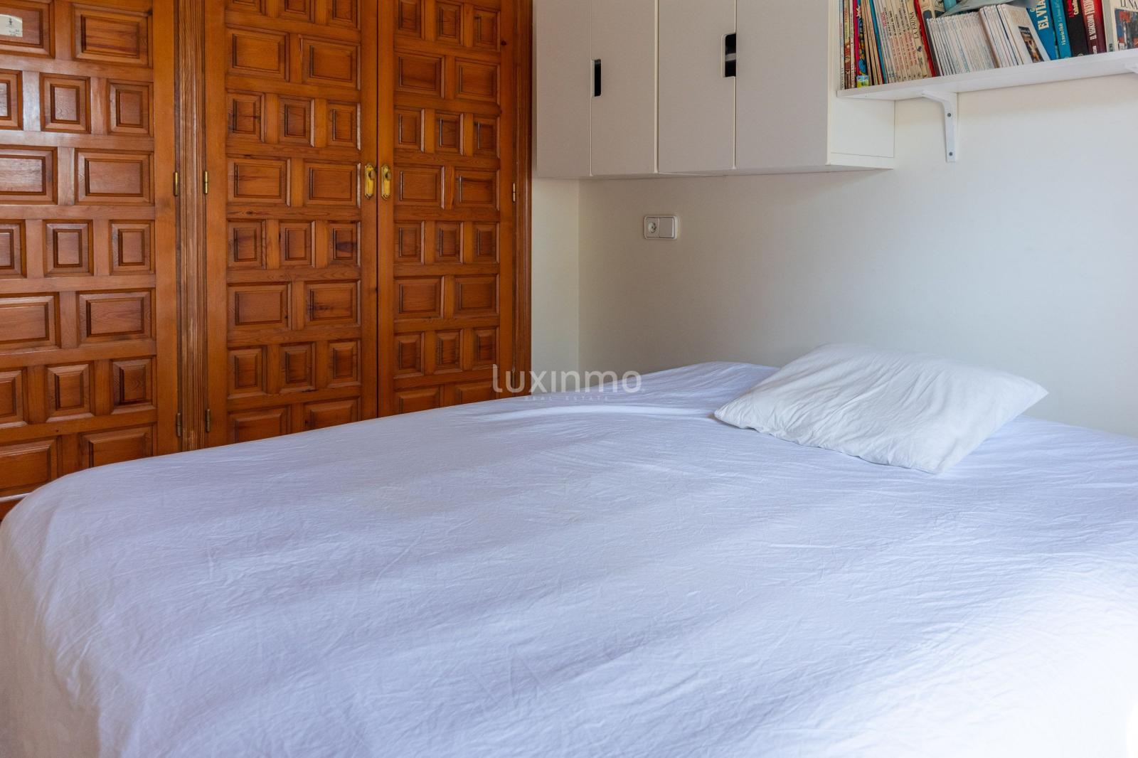Chalet for Sale in Dénia