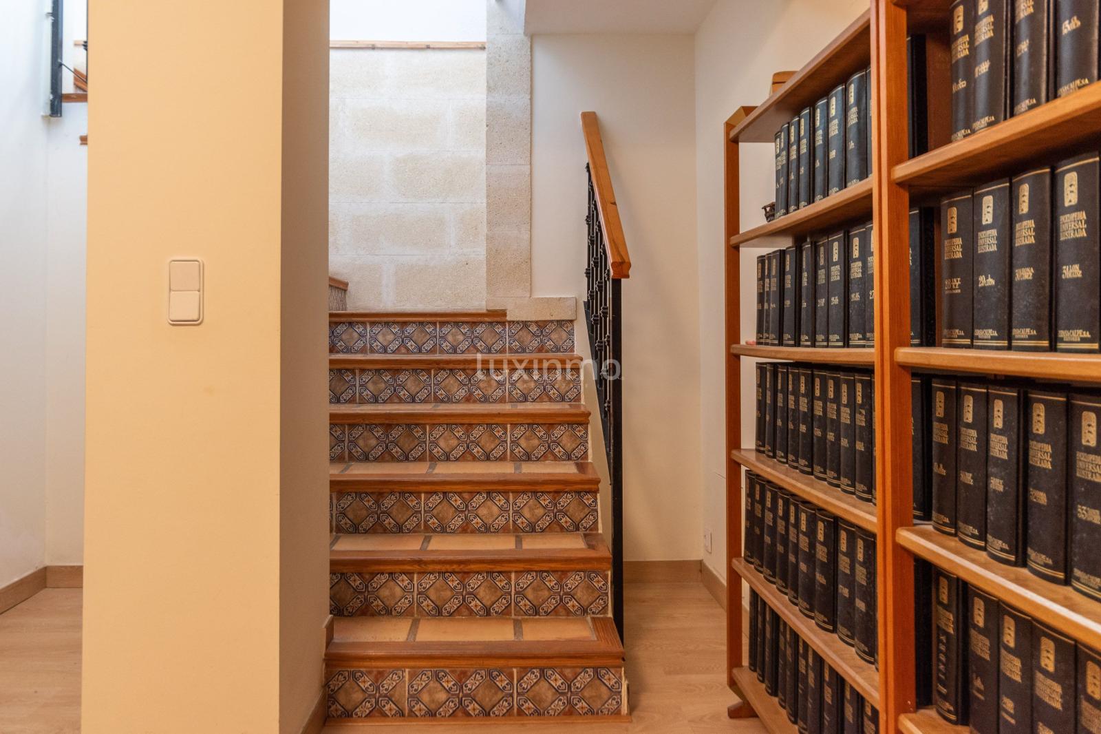 Chalet for Sale in Dénia