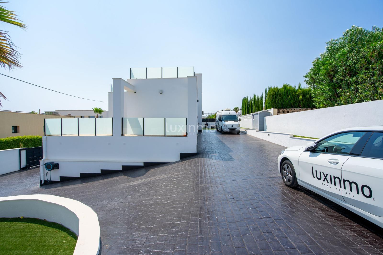 Chalet for Sale in Calpe
