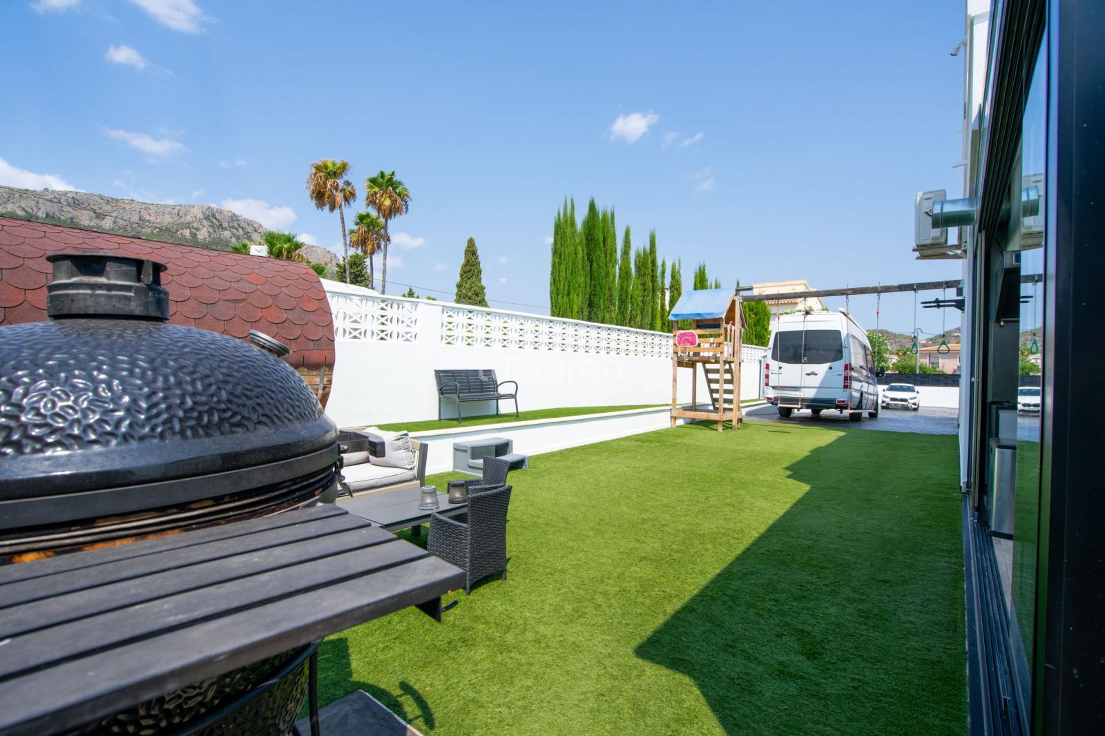 Chalet for Sale in Calpe