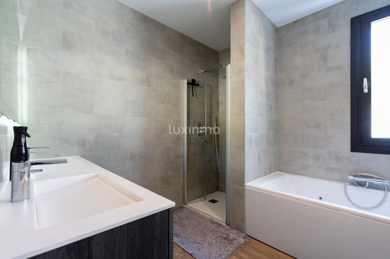 Chalet for Sale in Calpe