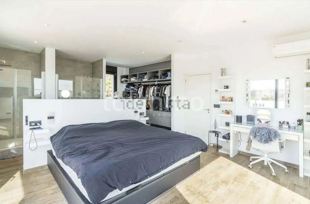 Chalet for Sale in Calpe