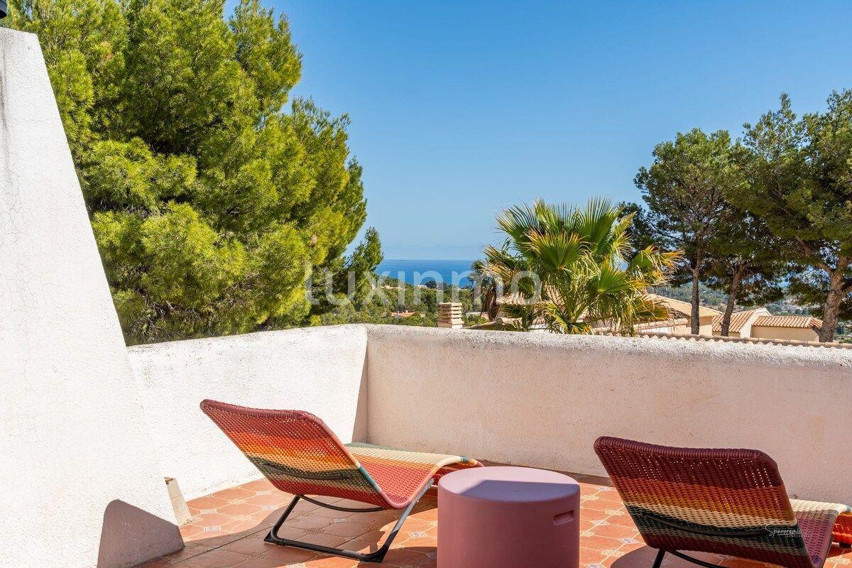 Chalet for Rent in Altea