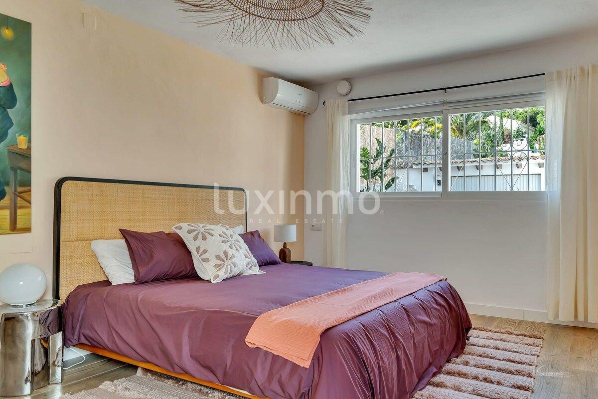 Chalet for Rent in Altea